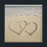 Aimant Deux coeurs dominants tirés sur la plage<br><div class="desc">Plage et Amour,  AssetID : 12799579 / {Gen Nishino} / Deux coeurs dominants tirés sur la plage</div>