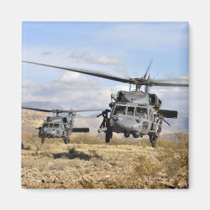 Aimant Deux hélicoptères de HH-60 Pavehawk préparant a