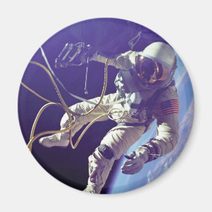 Aimant Edward H. White first American Space Walker NASA