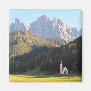 Aimant Église avec l'aimant de carré de montagne de