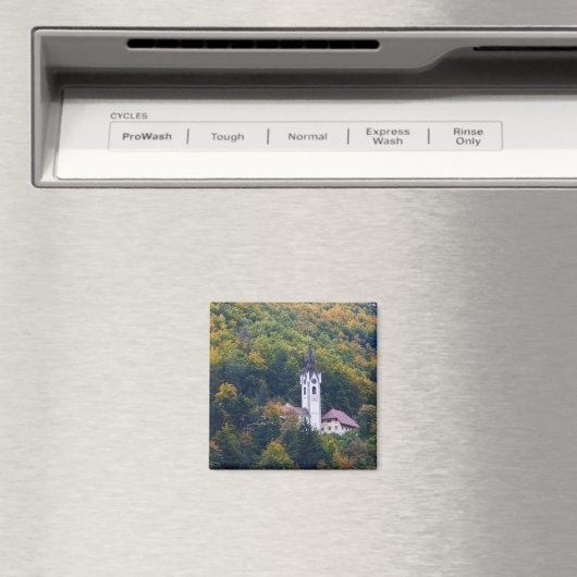 Aimant Eglise dans une forêt tropicale en Slovénie (In Situ (Lave-vaisselle))