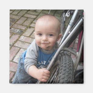 Aimant Eli avec le vélo