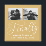Aimant Enfin minimaliste Mariage 2 Photo Enregistrer la d<br><div class="desc">Ça valait la peine d'attendre et maintenant vous êtes enfin prêt à envoyer votre sauvegarde des dates! Ce mariage minimaliste à l'exception de la date magnets sont parfaitement simple mais super moderne. Personnalisez facilement le design en ajoutant vos propres photos, noms et date mariage. Les éléments correspondants se trouvent dans...</div>