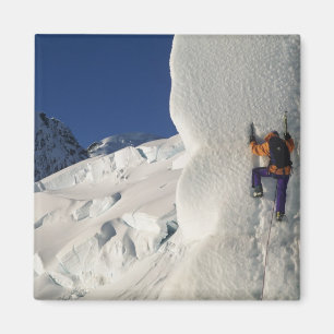 Aimant Escalade de glace sur le glacier Tasman sous le mo