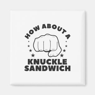 Aimant Et Une Boîte De Boxe À Sandwich Knuckle