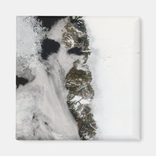 Aimant Étangs d'eaux de fonte le long de côte ouest du