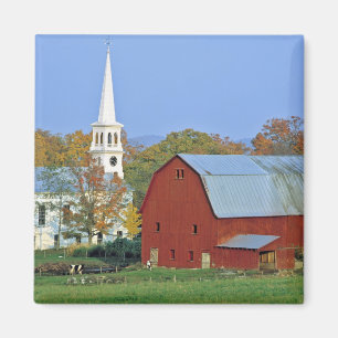 Aimant États-Unis, Vermont, Peacham. Une grange rouge et