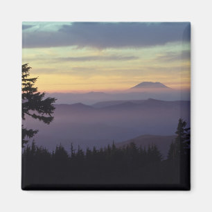 Aimant États-Unis, Washington. Mont St. Helens vu à trave