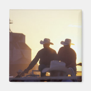 Aimant États-Unis, Wyoming, Pine Bluffs. Deux hommes seco