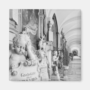 Aimant Europe, Autriche, Salzbourg. Cherub et monument