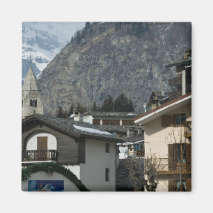 Aimant Europe, Italie, Vallée d'Aoste, COURMAYEUR : Ville