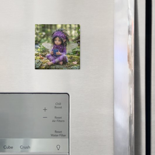 Aimant Fée Dans Le Violet (In situ (réfrigérateur))