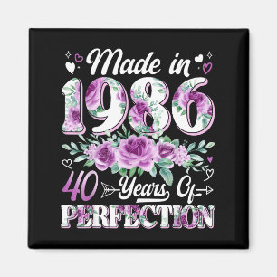 Aimant femme de 40 ans fabriquée en 1986 fleurs 40e anniv