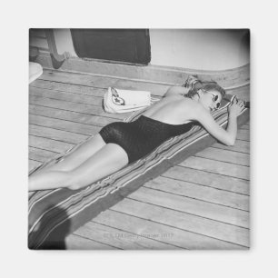 Aimant Femme Sun Tanning