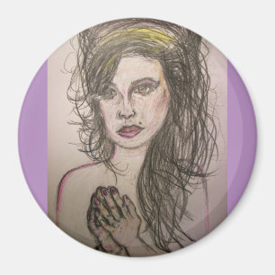 Aimant fille aux cheveux de ruche priant