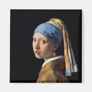 Aimant Fille avec une boucle d'oreille de perle
