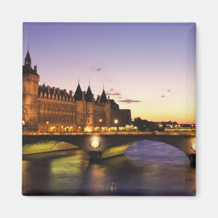 Aimant France, Paris, la Seine et la Conciergerie au