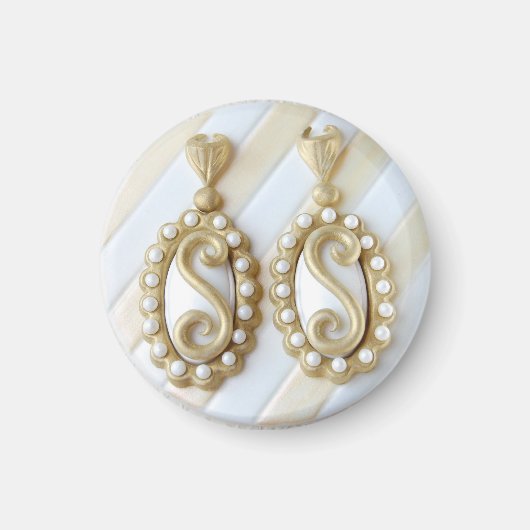aimant frigo avec boucles d'oreilles glamour. (Devant)