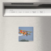 Aimant Gene Soucy effectuant des acrobaties en Grumman (In Situ (Lave-vaisselle))
