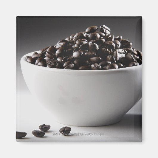 Aimant Gros plan d'un bol rempli de grains de café (Devant)