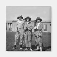 Hitting the Links in Style : 1923