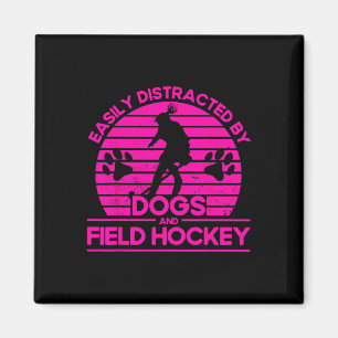Aimant Hockey sur gazon facilement distrait par les chien