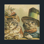 Aimant Humour vintage, chats victoriens de marié de jeune<br><div class="desc">Image drôle d'humour d'illustration vintage comportant les chats tigrés victoriens utilisant des casquettes. Une conception de mariage d'animal familier d'histoires d'amour avec des jeunes mariés de chat. La jeune mariée utilise un casquette floral élégant de fleur et le chat de marié utilise un casquette supérieur formel de fantaisie.</div>