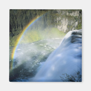 Aimant Idaho. États-Unis. Arc-en-ciel dans le jet au-dess
