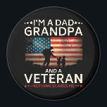 Aimant I'm A Papa Grandpa Et A Vétéran Circle<br><div class="desc">I'm A Dad Grandpa And A Vétéran Nothing Scares Me Design Gift Circle Magnet Classic Collection.</div>