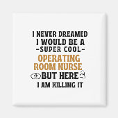 AIMANT INFIRMIÈRE DE LA SALLE D'EXPLOITATION (Devant)