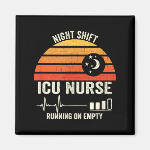 Aimant Infirmière De Nuit Et De Quart Icu Fonctionnant À