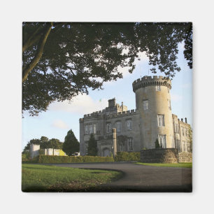 Aimant Irlande, l'entrée latérale du château de Dromoland