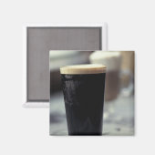 Aimant Irlande. Verre de bière brune. (Recto/Verso)