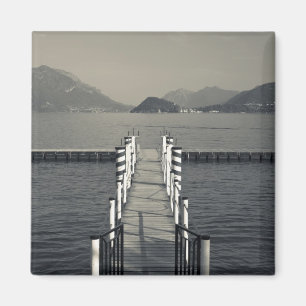 Aimant Italie, province de Côme, Tremezzo. Jetée du lac.