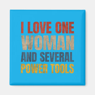 Aimant J'aime une femme et plusieurs outils électriques d