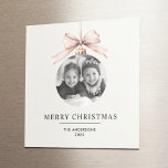 Aimant Joyeux Noël personnalisé avec photo<br><div class="desc">Célébrez la saison des Fêtes avec une touche de personnalisation en utilisant ce Joyeux Noël personnalisé avec un aimant cadeau photo. Parfait pour donner ou ajouter un charme festif à votre propre espace, cet aimant vous permet de le customiser avec une photo et un nom chéri, créant un souvenir unique...</div>