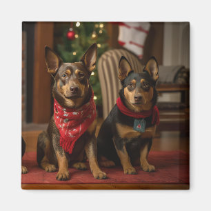 Aimant Kelpie australien au coin de la cheminée de Noël