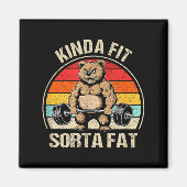 Aimant Kinda Fit Sorta Fat Funny Cute Bear Weightlifter (Devant)