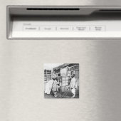 Aimant La lanterne magique, vers 1870 (photo b/w) (In Situ (Lave-vaisselle))