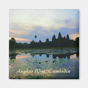 Aimant La silhouette d'Angkor Vat colore l'aimant