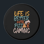 Aimant La vie est meilleure avec la pizza et le jeu amusa<br><div class="desc">Life is Better With Pizza and Gaming. Conception amusante et humoristique pour les joueurs, les geeks et les geeks. Cette marchandise cool et géniale est idéale pour ceux qui aiment jouer aux jeux vidéo et manger de la pizza. Parfait pour célébrer la Journée nationale des Jeux Vidéos en mangeant des...</div>