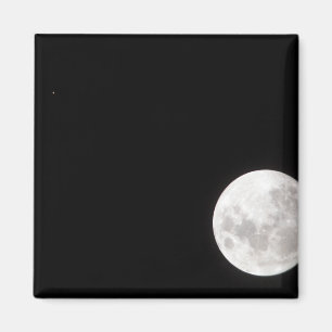 Aimant La vue d'une pleine lune, montre également Mars