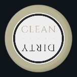 Aimant Lave-vaisselle propre/sale | Sage noir et blanc ro<br><div class="desc">Lave-vaisselle propre/sale aimant dispose d'une palette de couleur vert sauge simple avec des accents noir et blanc ; un médaillon stylisé avec typographie moderne. Un simple aimant rond propre/sale conçu dans un jeu de couleurs moderne, adapté à la décoration d'une maison moderne aujourd'hui, ou un petit cadeau de cuisine moderne...</div>