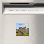 AIMANT LE CHÂTEAU DE VIANDEN, LUXEMBOURG (In Situ (Lave-vaisselle))