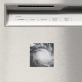 Aimant Le cyclone Monica dans l'océan Pacifique Sud (In Situ (Lave-vaisselle))