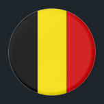 Aimant Le drapeau de la Belgique<br><div class="desc">Le Drapeau de Belgique est composé de lignes noires,  jaunes et rouges. C'est un grand cadeau pour ceux qui aiment la Belgique ou ont un héritage belge. Ce design est également disponible sur de nombreux autres produits pour vous de choisir parmi.</div>
