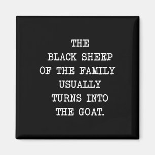 Aimant Le Mouton Noir De La Famille Se Transforme Habitue