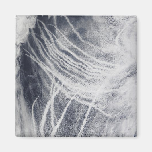 Aimant Le navire suit le nord de l'océan Pacifique (Devant)