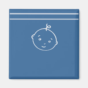 Aimant le petit visage de bébé le plus mignon
