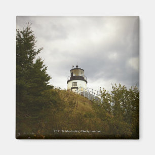 Aimant Le phare principal du hibou un jour nuageux